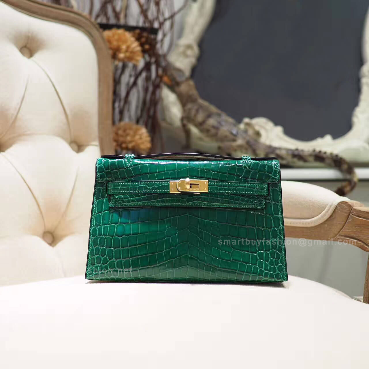 Hermes Mini Kelly 22 Pochette Bag in Vert Emeraude Shiny Nile Croc GHW
